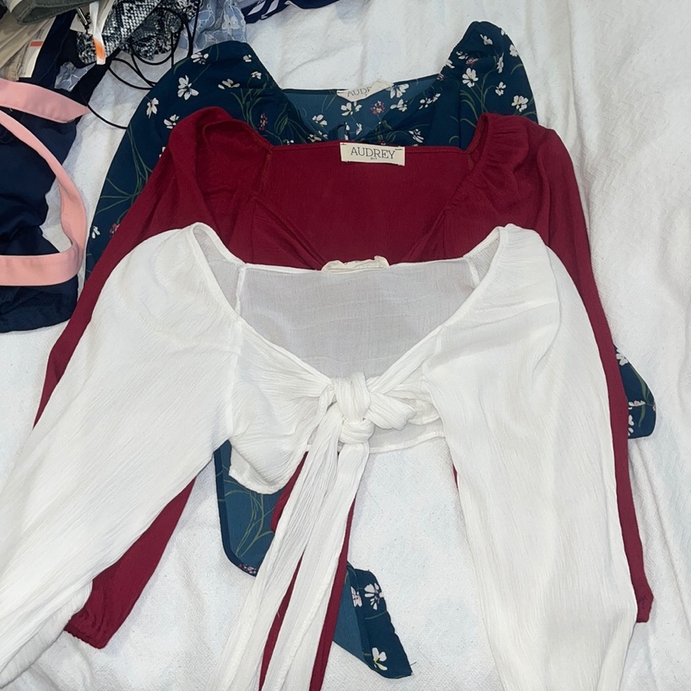 3 tops